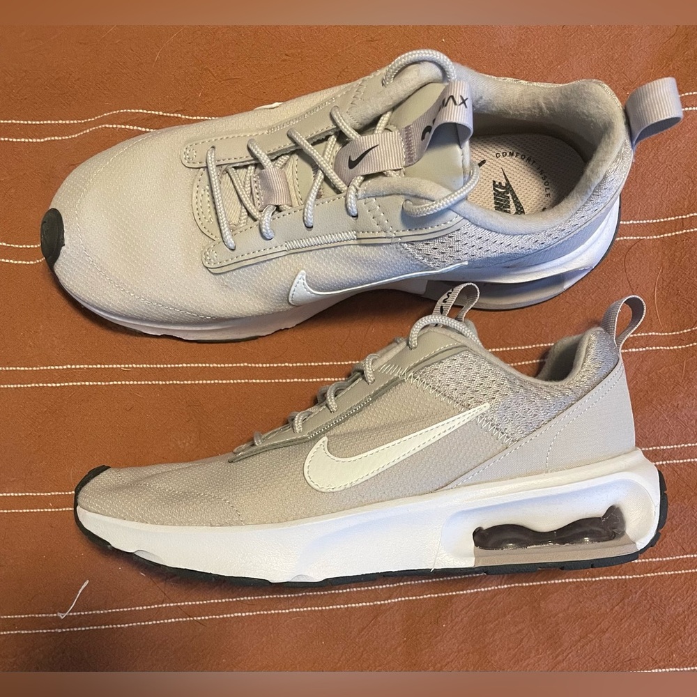 Nike Air INTRLK Lite Sneaker